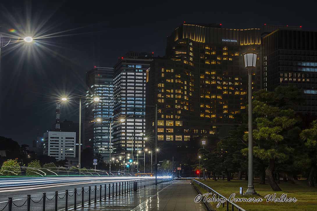 土曜深夜の内堀通り Tokyo Camera Walker